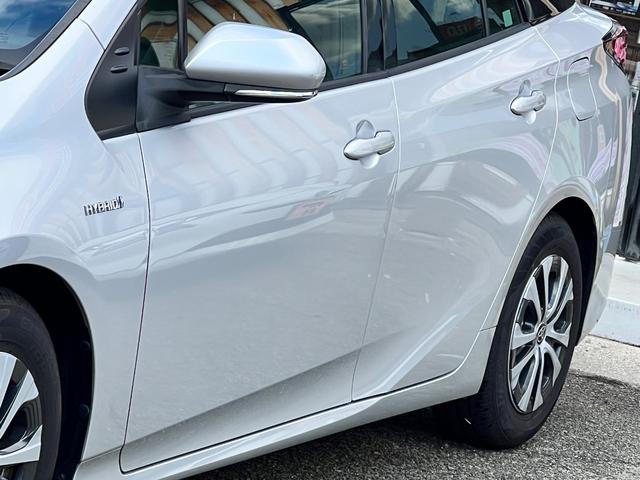 プリウス Aプレミアム 後期型 衝突軽減ブレーキ 9型ナビTV バックカメラ Bluetooth ETC ドライブレコーダー 黒革シート シートヒーター シートエアコン クルーズコントロール 純正AW 保証付(12枚目)