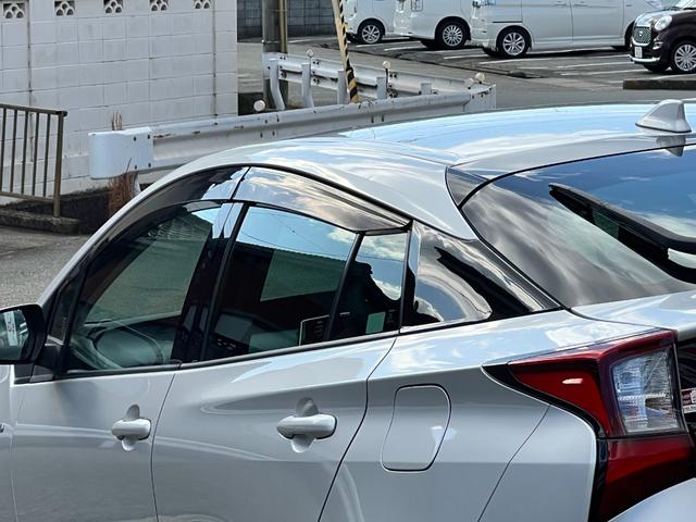 プリウス Aプレミアム 後期型 衝突軽減ブレーキ 9型ナビTV バックカメラ Bluetooth ETC ドライブレコーダー 黒革シート シートヒーター シートエアコン クルーズコントロール 純正AW 保証付(38枚目)