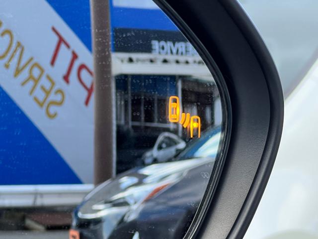 プリウス Aプレミアム 後期型 衝突軽減ブレーキ 9型ナビTV バックカメラ Bluetooth ETC ドライブレコーダー 黒革シート シートヒーター シートエアコン クルーズコントロール 純正AW 保証付(60枚目)