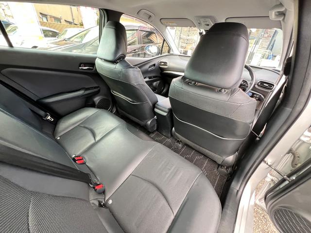 プリウス Aプレミアム 後期型 衝突軽減ブレーキ 9型ナビTV バックカメラ Bluetooth ETC ドライブレコーダー 黒革シート シートヒーター シートエアコン クルーズコントロール 純正AW 保証付(66枚目)