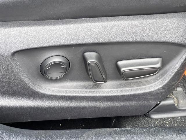 プリウス Aプレミアム 後期型 衝突軽減ブレーキ 9型ナビTV バックカメラ Bluetooth ETC ドライブレコーダー 黒革シート シートヒーター シートエアコン クルーズコントロール 純正AW 保証付(68枚目)