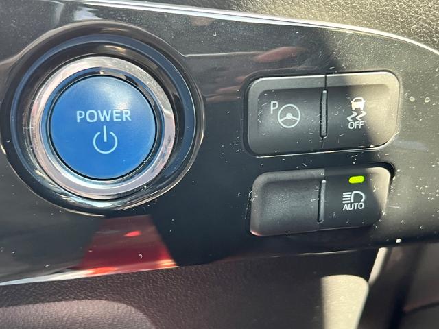 プリウス Ｓセーフティプラス　ツートーン　衝突軽減ブレーキ　ナビ　ＴＶ　バックカメラ　Ｂｌｕｅｔｏｏｔｈ　ＥＴＣ　クルーズコントロール　純正１７インチアルミホイール　保証付（41枚目）