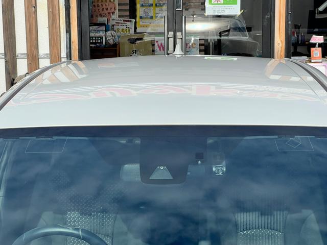 プリウス Ｓセーフティプラス　衝突軽減ブレーキ　ナビ　ＴＶ　バックカメラ　Ｂｌｕｅｔｏｏｔｈ　ＥＴＣ　ドライブレコーダー　クルーズコントロール　保証付（10枚目）