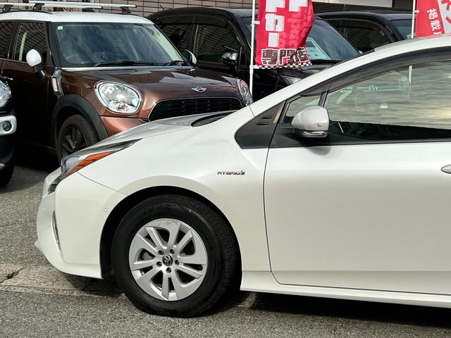 プリウス Ｓセーフティプラス　衝突軽減ブレーキ　ナビ　ＴＶ　バックカメラ　Ｂｌｕｅｔｏｏｔｈ　ＥＴＣ　ドライブレコーダー　クルーズコントロール　保証付（22枚目）