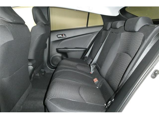 プリウス Ａ　衝突軽減ブレーキシステム　Ｂモニタ　ＬＥＤヘッド　クルーズコントロール　セキュリティー　スマートキー　パワーステアリング　ＥＴＣ　アルミホイル　オートエアコン　ＳＲＳ　ＡＢＳ　パワーウィンドウ　ＶＳＣ（13枚目）