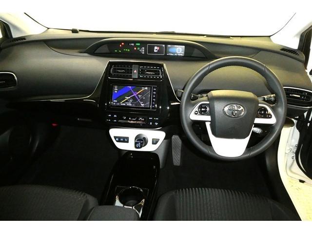 プリウス Ａ　衝突軽減ブレーキシステム　Ｂモニタ　ＬＥＤヘッド　クルーズコントロール　セキュリティー　スマートキー　パワーステアリング　ＥＴＣ　アルミホイル　オートエアコン　ＳＲＳ　ＡＢＳ　パワーウィンドウ　ＶＳＣ（15枚目）