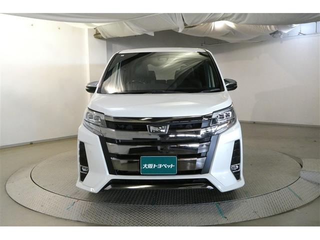 ノア Ｓｉ　ダブルバイビーＩＩＩ　バックＭ　両側オートスライドドア　イモビライザー　プリクラッシュＳ　ＬＥＤヘッドライト　リアエアコン　キーレス　エアバッグ　オートエアコン　デュアルエアバック　アルミホイール　ＡＢＳ　スマートキー（2枚目）