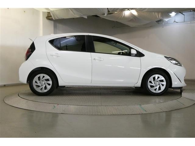 アクア Ｓ　キーレスエントリ　ドラレコ付　イモビ　ナビ＆ＴＶ　オートエアコン　デュアルエアバック　ＥＳＣ　パワーウィンドウ　ＡＵＸ端子　ＥＴＣ　ＳＲＳ　ワンセグＴＶ　パワーステアリング　ＡＢＳ　メモリーナビ（5枚目）