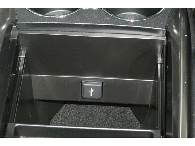 アルファード ２．５Ｓ　タイプゴールド　イモビ　バックモニタ－　ＬＥＤランプ　ＷＳＲ　リアオートエアコン　エアコン　横滑防止装置　エアロ　ＡＣ１００Ｖ電源　アルミ　パワーウィンドウ　メディアプレイヤー接続　ＡＢＳ　キーレス　３列シート（28枚目）