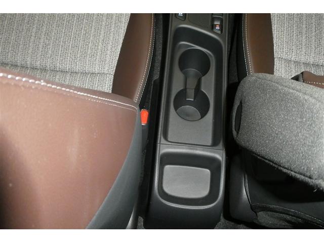 ヤリスクロス ハイブリッドＺ　インテリジェントキー　アルミホイル　ＬＥＤライト　リアカメラ　クルーズコントロール　横滑り防止システム　ナビＴＶ　メモリーナビゲーション　電動シ－ト　パワステ　オートエアコン　キーフリー　イモビライザ（33枚目）