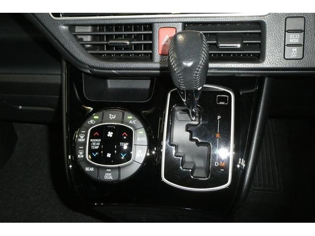 ノア Si ダブルバイビー 軽減ブレーキ スマートキ- エアロ 横滑り防止機能 AAC ウォークスルー LEDヘッドライト DVD 盗難防止システム オートクルーズ キーレス 3列シート メモリーナビ アルミホイール ABS(27枚目)