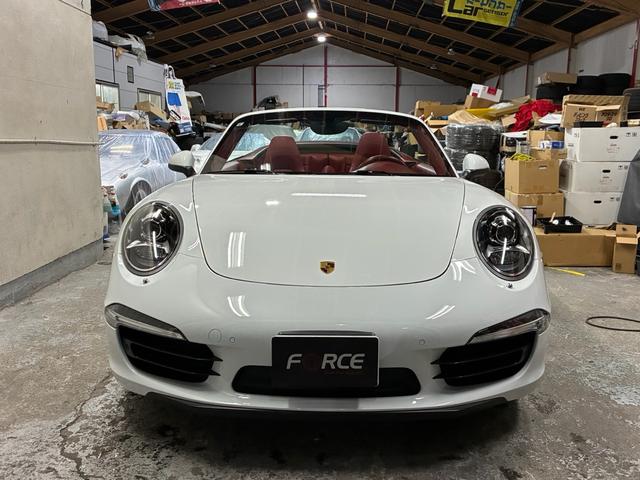 911 911カレラ4S カブリオレ 左ハンドル スポーツクロノ スポーツエキゾースト BOSE 20AWクラシックデザイン 赤革シート(3枚目)