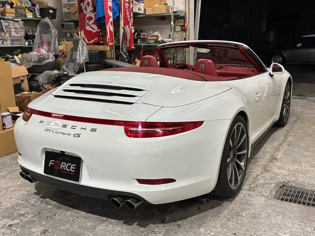 911 911カレラ4S カブリオレ 左ハンドル スポーツクロノ スポーツエキゾースト BOSE 20AWクラシックデザイン 赤革シート(9枚目)