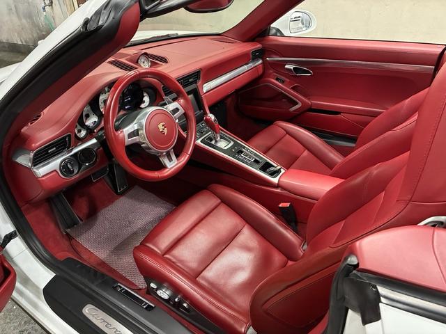 911 911カレラ4S カブリオレ 左ハンドル スポーツクロノ スポーツエキゾースト BOSE 20AWクラシックデザイン 赤革シート(18枚目)