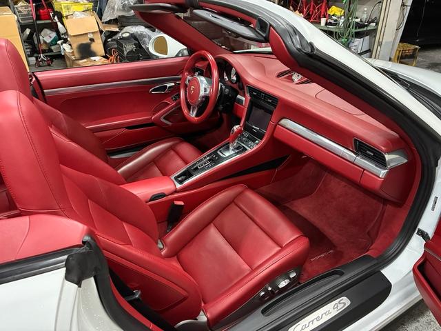 911 911カレラ4S カブリオレ 左ハンドル スポーツクロノ スポーツエキゾースト BOSE 20AWクラシックデザイン 赤革シート(19枚目)