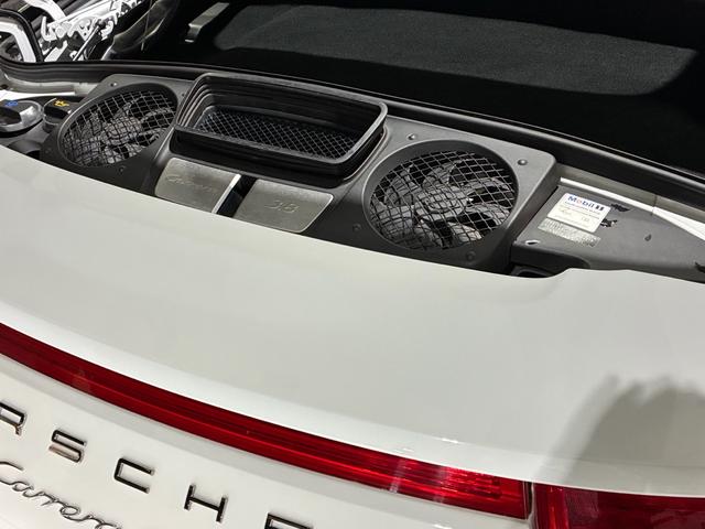 911 911カレラ4S カブリオレ 左ハンドル スポーツクロノ スポーツエキゾースト BOSE 20AWクラシックデザイン 赤革シート(31枚目)