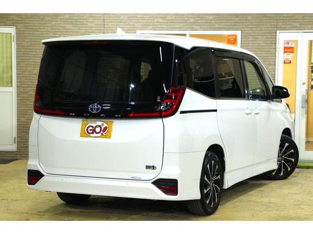 ノア ハイブリッドＳ－Ｚ　トヨタセーフティセンス・ディスプレイオーディオ・シートヒーター・Ｂｌｕｅｔｏｏｔｈ・ＵＳＢ・ＨＤＭＩ・バックモニター・ＥＴＣ・ＴＶキット・ＡＣ１００Ｖ・前後ドライブレコーダー・大型フリップダウンモニタ（5枚目）