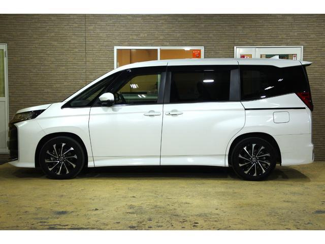 ノア ハイブリッドＳ－Ｚ　トヨタセーフティセンス・ディスプレイオーディオ・シートヒーター・Ｂｌｕｅｔｏｏｔｈ・ＵＳＢ・ＨＤＭＩ・バックモニター・ＥＴＣ・ＴＶキット・ＡＣ１００Ｖ・前後ドライブレコーダー・大型フリップダウンモニタ（6枚目）