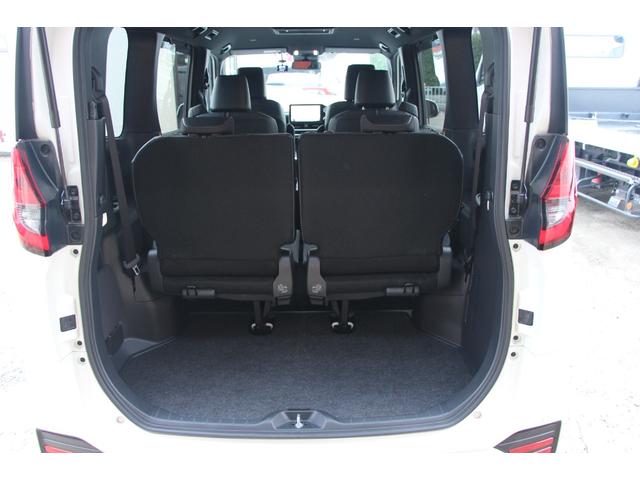 ノア ハイブリッドＳ－Ｚ　トヨタセーフティセンス・ディスプレイオーディオ・シートヒーター・Ｂｌｕｅｔｏｏｔｈ・ＵＳＢ・ＨＤＭＩ・バックモニター・ＥＴＣ・ＴＶキット・ＡＣ１００Ｖ・前後ドライブレコーダー・大型フリップダウンモニタ（31枚目）