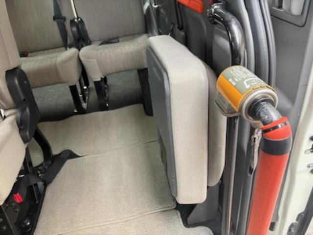 ＮＶ３５０キャラバンワゴン ＧＸ　送迎（１０人乗り）・ＬＥＤヘッドランプ＆テールランプ・アラウンドビューモニター・オートスライド・オートステップ・スマートキー・ナビ・ＴＶ・ＥＴＣ・リアエアコン・リアヒーター（58枚目）