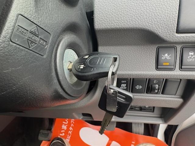 NV350キャラバンバン スーパーロングDXターボ リフター付き・ディーゼルターボ・エマージェンシーブレーキ・リモコンキー・ナビ・TV・ETC・バックカメラ・ドラレコ・フィルム貼り・(27枚目)