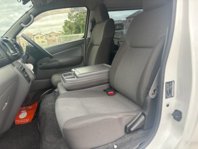 NV350キャラバンバン スーパーロングDXターボ リフター付き・ディーゼルターボ・エマージェンシーブレーキ・リモコンキー・ナビ・TV・ETC・バックカメラ・ドラレコ・フィルム貼り・(33枚目)