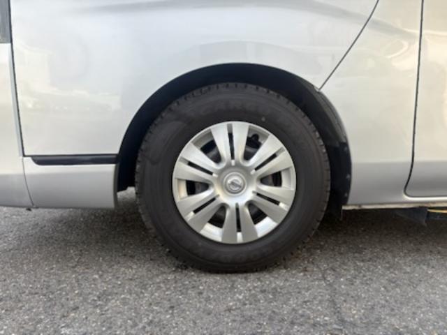 NV350キャラバンバン スーパーロング・リアエアコン・リアヒーター・バックカメラ・ディスプレイオーディオ・Bluetooth・ETC・電動スライドステップ・フォグランプ・カラードドアハンドル・フローロングマット(9枚目)