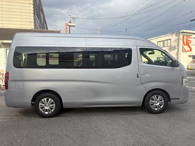 NV350キャラバンバン スーパーロング・リアエアコン・リアヒーター・バックカメラ・ディスプレイオーディオ・Bluetooth・ETC・電動スライドステップ・フォグランプ・カラードドアハンドル・フローロングマット(10枚目)