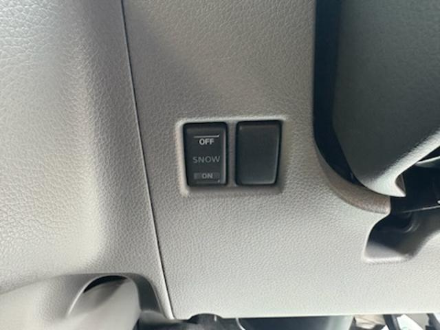 NV350キャラバンバン スーパーロング・リアエアコン・リアヒーター・バックカメラ・ディスプレイオーディオ・Bluetooth・ETC・電動スライドステップ・フォグランプ・カラードドアハンドル・フローロングマット(24枚目)