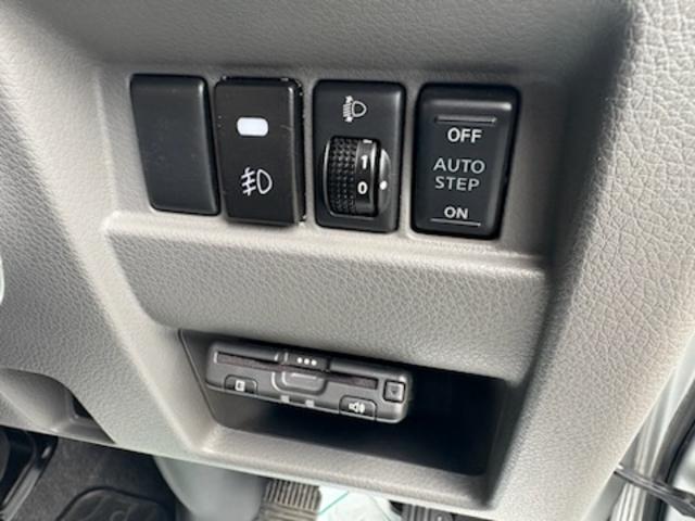 NV350キャラバンバン スーパーロング・リアエアコン・リアヒーター・バックカメラ・ディスプレイオーディオ・Bluetooth・ETC・電動スライドステップ・フォグランプ・カラードドアハンドル・フローロングマット(28枚目)