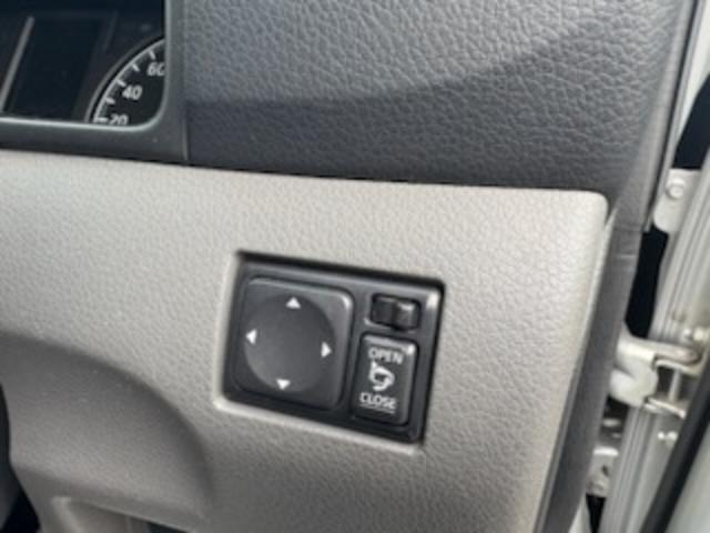 NV350キャラバンバン スーパーロング・リアエアコン・リアヒーター・バックカメラ・ディスプレイオーディオ・Bluetooth・ETC・電動スライドステップ・フォグランプ・カラードドアハンドル・フローロングマット(32枚目)