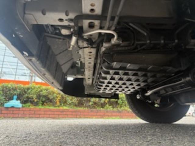 NV350キャラバンバン スーパーロング・リアエアコン・リアヒーター・バックカメラ・ディスプレイオーディオ・Bluetooth・ETC・電動スライドステップ・フォグランプ・カラードドアハンドル・フローロングマット(63枚目)