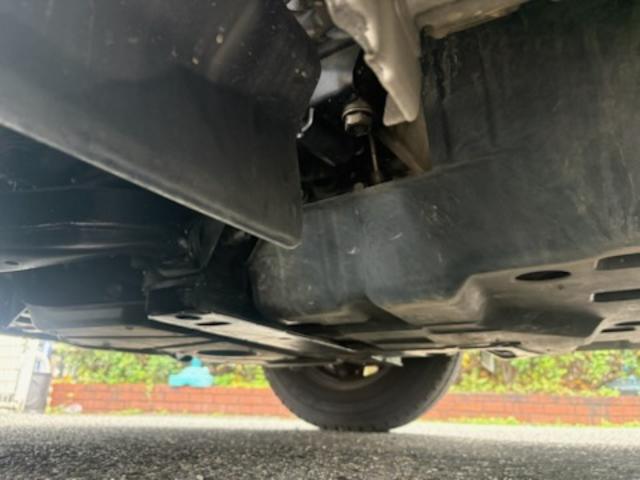 NV350キャラバンバン スーパーロング・リアエアコン・リアヒーター・バックカメラ・ディスプレイオーディオ・Bluetooth・ETC・電動スライドステップ・フォグランプ・カラードドアハンドル・フローロングマット(67枚目)