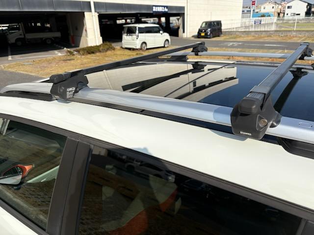 ジープ・レネゲード リミテッド 本革シート・パワーシート(左右)・オートエアコン・ガラスサンルーフ・16AW・ナビTV(8インチ)・バックカメラ・ETC・シートヒーター・クルーズコントロール・(16枚目)