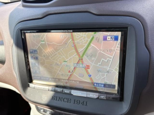 ジープ・レネゲード リミテッド 本革シート・パワーシート(左右)・オートエアコン・ガラスサンルーフ・16AW・ナビTV(8インチ)・バックカメラ・ETC・シートヒーター・クルーズコントロール・(31枚目)