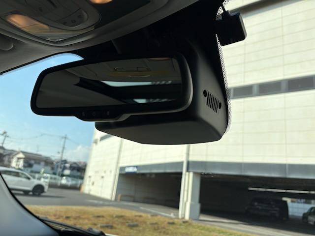 ジープ・レネゲード リミテッド 本革シート・パワーシート(左右)・オートエアコン・ガラスサンルーフ・16AW・ナビTV(8インチ)・バックカメラ・ETC・シートヒーター・クルーズコントロール・(40枚目)