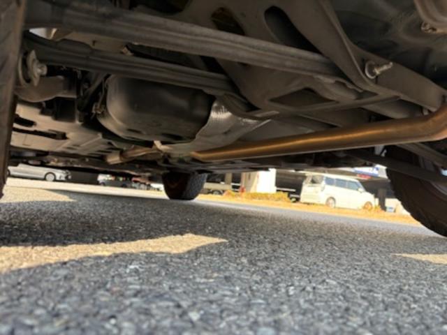 ジープ・レネゲード リミテッド 本革シート・パワーシート(左右)・オートエアコン・ガラスサンルーフ・16AW・ナビTV(8インチ)・バックカメラ・ETC・シートヒーター・クルーズコントロール・(60枚目)