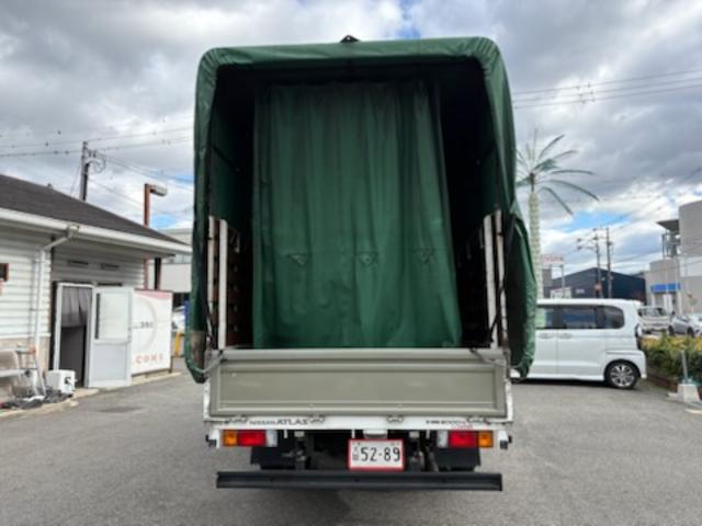 アトラストラック ロングスーパーローＤＸ　幌車・木製荷台・Ｗタイヤ・荷台寸法（長さ４．３ｍ・幅１．７８ｍ・高さ２．１８ｍ）・ＥＭＳ・フォグランプ・Ｐ／Ｗ・ナビ・バックカメラ・ＥＴＣ・ディーゼルターボ・Ａ／Ｔ（4枚目）