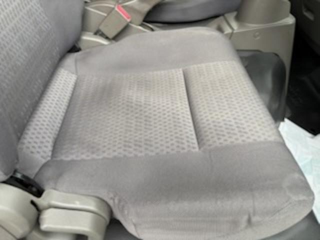 アトラストラック ロングスーパーローＤＸ　幌車・木製荷台・Ｗタイヤ・荷台寸法（長さ４．３ｍ・幅１．７８ｍ・高さ２．１８ｍ）・ＥＭＳ・フォグランプ・Ｐ／Ｗ・ナビ・バックカメラ・ＥＴＣ・ディーゼルターボ・Ａ／Ｔ（28枚目）