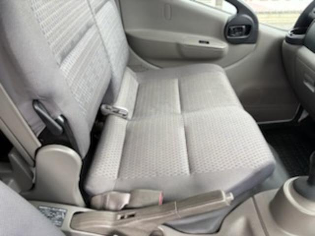 アトラストラック ロングスーパーローＤＸ　幌車・木製荷台・Ｗタイヤ・荷台寸法（長さ４．３ｍ・幅１．７８ｍ・高さ２．１８ｍ）・ＥＭＳ・フォグランプ・Ｐ／Ｗ・ナビ・バックカメラ・ＥＴＣ・ディーゼルターボ・Ａ／Ｔ（31枚目）