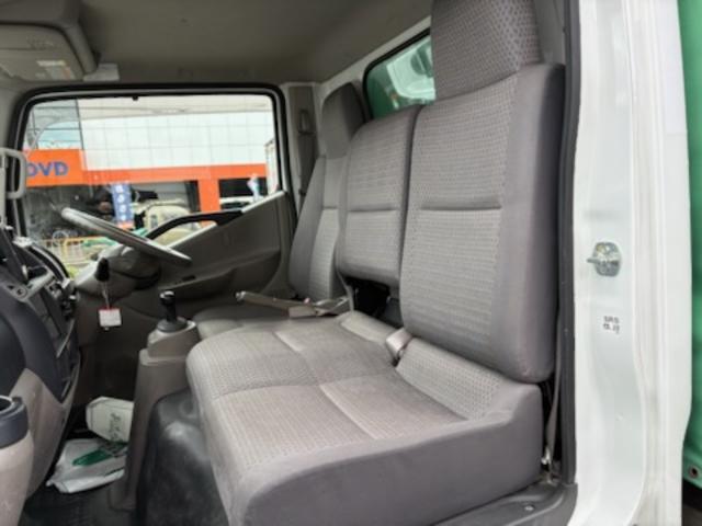 アトラストラック ロングスーパーローＤＸ　幌車・木製荷台・Ｗタイヤ・荷台寸法（長さ４．３ｍ・幅１．７８ｍ・高さ２．１８ｍ）・ＥＭＳ・フォグランプ・Ｐ／Ｗ・ナビ・バックカメラ・ＥＴＣ・ディーゼルターボ・Ａ／Ｔ（39枚目）