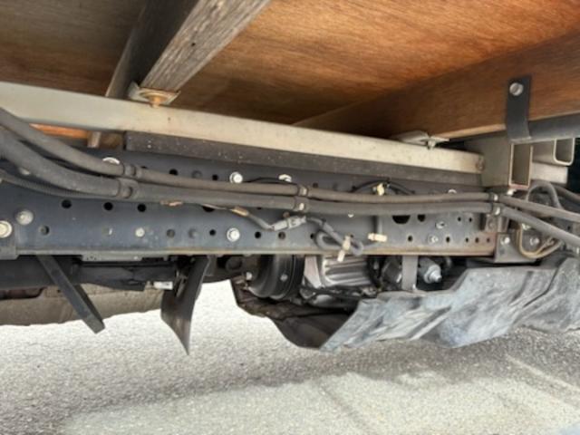 アトラストラック ロングスーパーローＤＸ　幌車・木製荷台・Ｗタイヤ・荷台寸法（長さ４．３ｍ・幅１．７８ｍ・高さ２．１８ｍ）・ＥＭＳ・フォグランプ・Ｐ／Ｗ・ナビ・バックカメラ・ＥＴＣ・ディーゼルターボ・Ａ／Ｔ（47枚目）