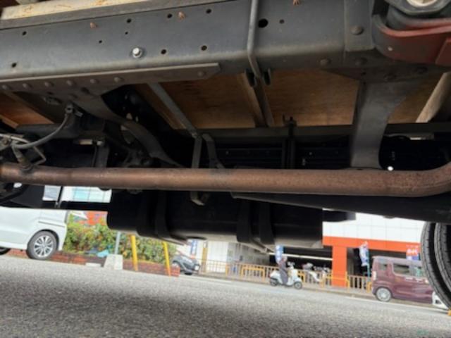 アトラストラック ロングスーパーローＤＸ　幌車・木製荷台・Ｗタイヤ・荷台寸法（長さ４．３ｍ・幅１．７８ｍ・高さ２．１８ｍ）・ＥＭＳ・フォグランプ・Ｐ／Ｗ・ナビ・バックカメラ・ＥＴＣ・ディーゼルターボ・Ａ／Ｔ（53枚目）