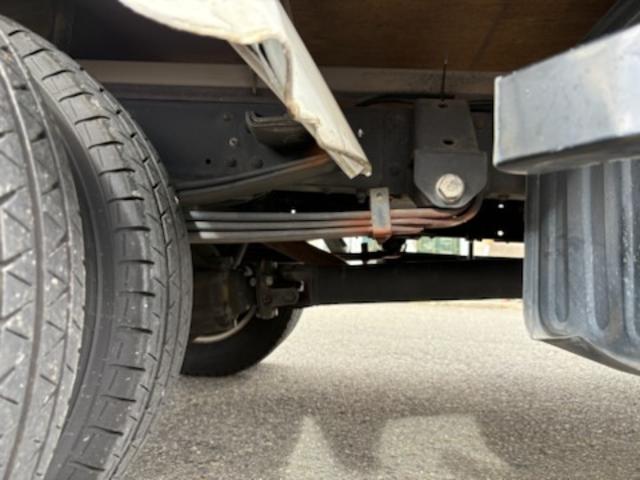 アトラストラック ロングスーパーローＤＸ　幌車・木製荷台・Ｗタイヤ・荷台寸法（長さ４．３ｍ・幅１．７８ｍ・高さ２．１８ｍ）・ＥＭＳ・フォグランプ・Ｐ／Ｗ・ナビ・バックカメラ・ＥＴＣ・ディーゼルターボ・Ａ／Ｔ（60枚目）