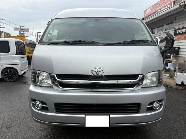 ハイエースバン ＳロングワイドＤＸ　ＧＬパッケージ　キャンピング車・ＲＥＶＯシート・ベッドシステム・ルーフラック・シンク流し台・ルーフ換気扇・ＴＶ・ナビ・バックカメラ・Ｒモニター・テーブル・網戸・１５ＡＷ（5枚目）