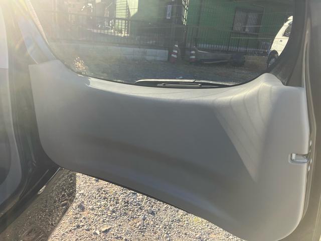 ムーヴ Ｌ　地デジフルセグナビバックカメラＥＴＣ付きＢｌｕｅｔｏｏｔｈ付き　プッシュスタートエンジン（18枚目）