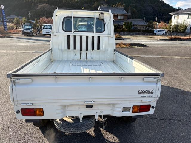 ハイゼットトラック スペシャル　４ＷＤ　エアコン　パワステ　５速ミッション（6枚目）