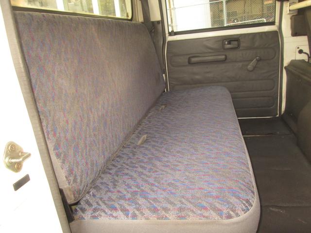 エルフトラック Wキャブ Wキャブトラック ダブルキャブトラック ディーゼル バックカメラ 後部障害物センサー ドライブレコーダー 6人乗り 5速マニュアル DPF無 積載量1.75トン(19枚目)