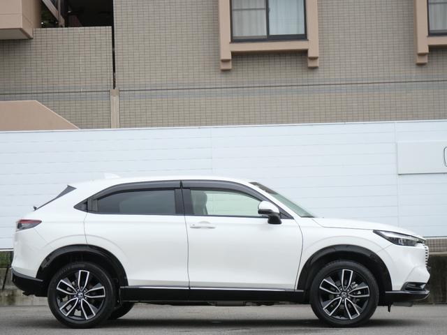 ヴェゼル ｅ：ＨＥＶＺ　ＨｏｎｄａＳＥＮＳＩＮＧ　障害物センサー　シート・ハンドルヒーター　ワイヤレス充電器　９インチコネクテッドナビ　バックカメラ　ドライブレコーダー前後　ＥＴＣ２．０　ＬＥＤヘッドライト　アルミホイール（7枚目）