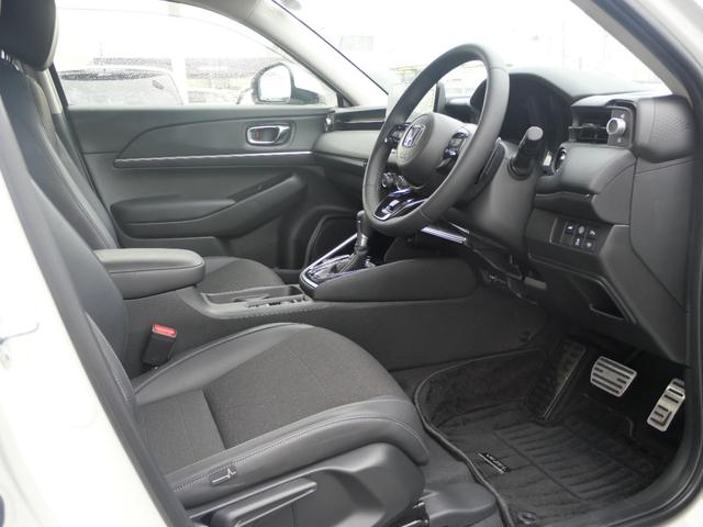 ヴェゼル ｅ：ＨＥＶＺ　ＨｏｎｄａＳＥＮＳＩＮＧ　障害物センサー　シート・ハンドルヒーター　ワイヤレス充電器　９インチコネクテッドナビ　バックカメラ　ドライブレコーダー前後　ＥＴＣ２．０　ＬＥＤヘッドライト　アルミホイール（12枚目）